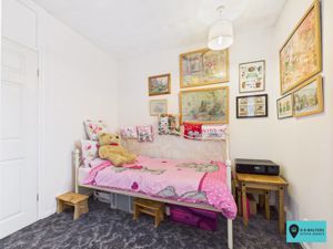 Bedroom- click for photo gallery